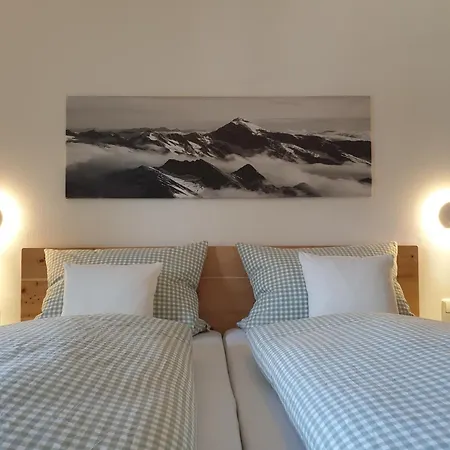 Haus Sabine Bergliebe 아파트 발가우
